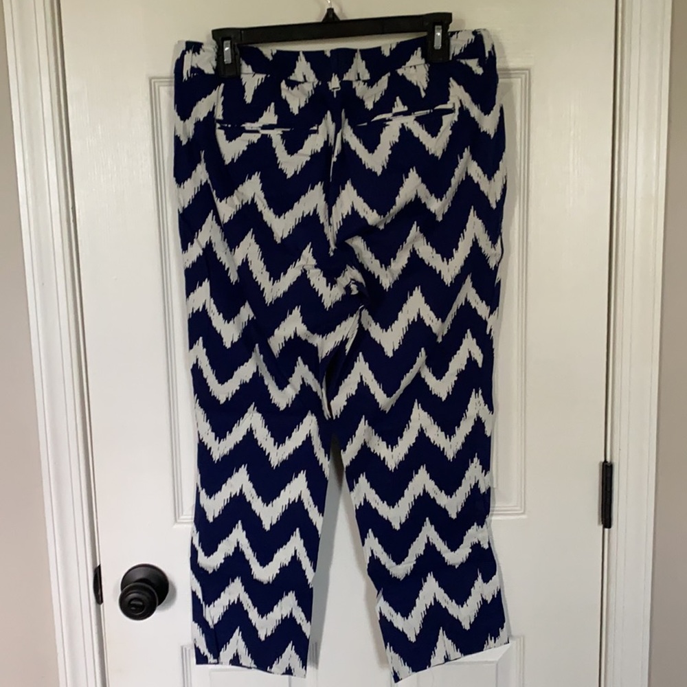 Old Navy Chevron Pants - Picture 5 of 5